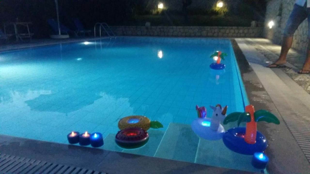Pool Villa Grigoris Aspiotades Εξωτερικό φωτογραφία