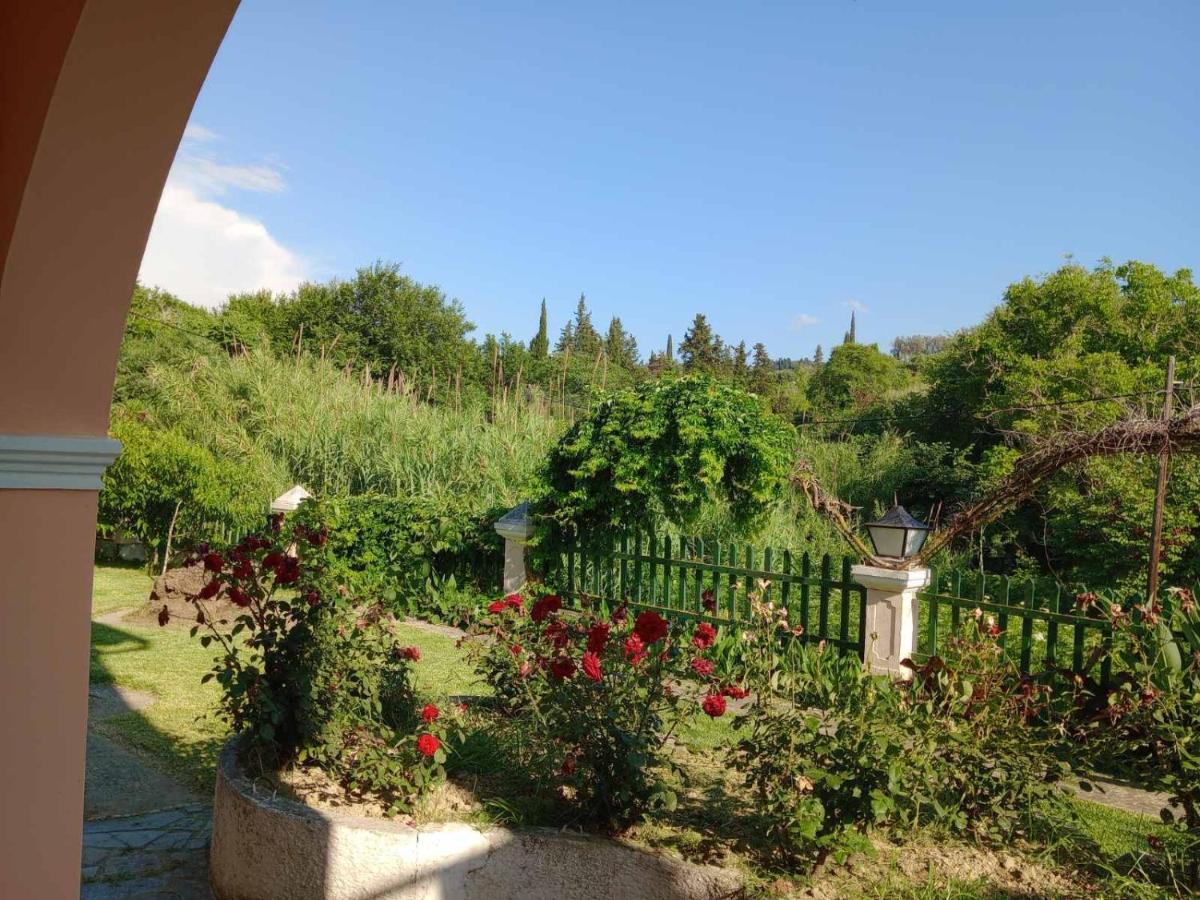 Pool Villa Grigoris Aspiotades Εξωτερικό φωτογραφία